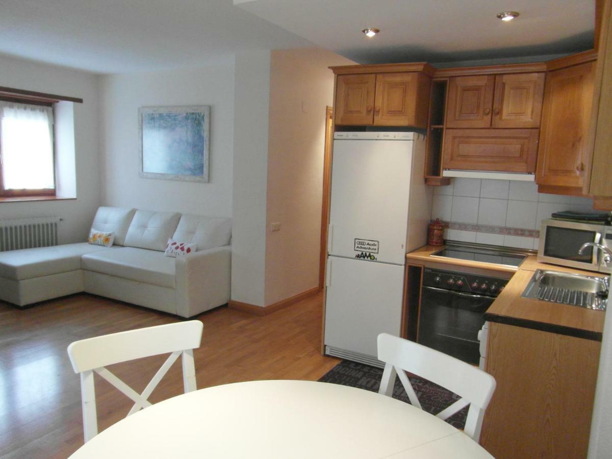 B18 - Edif Perramo - Villmor Apartment Benasque Luaran gambar